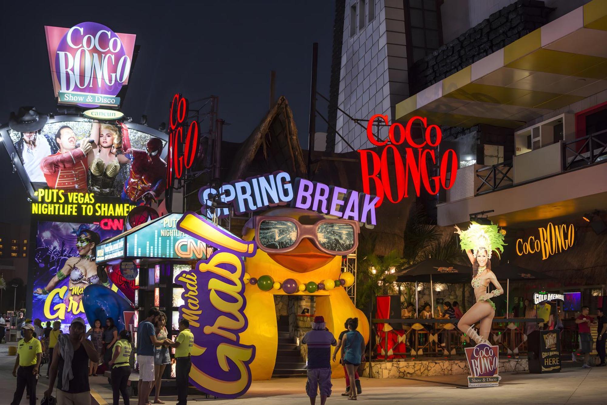 Paradise Beachfront & Nightlife Heart แคนคูน ภายนอก รูปภาพ